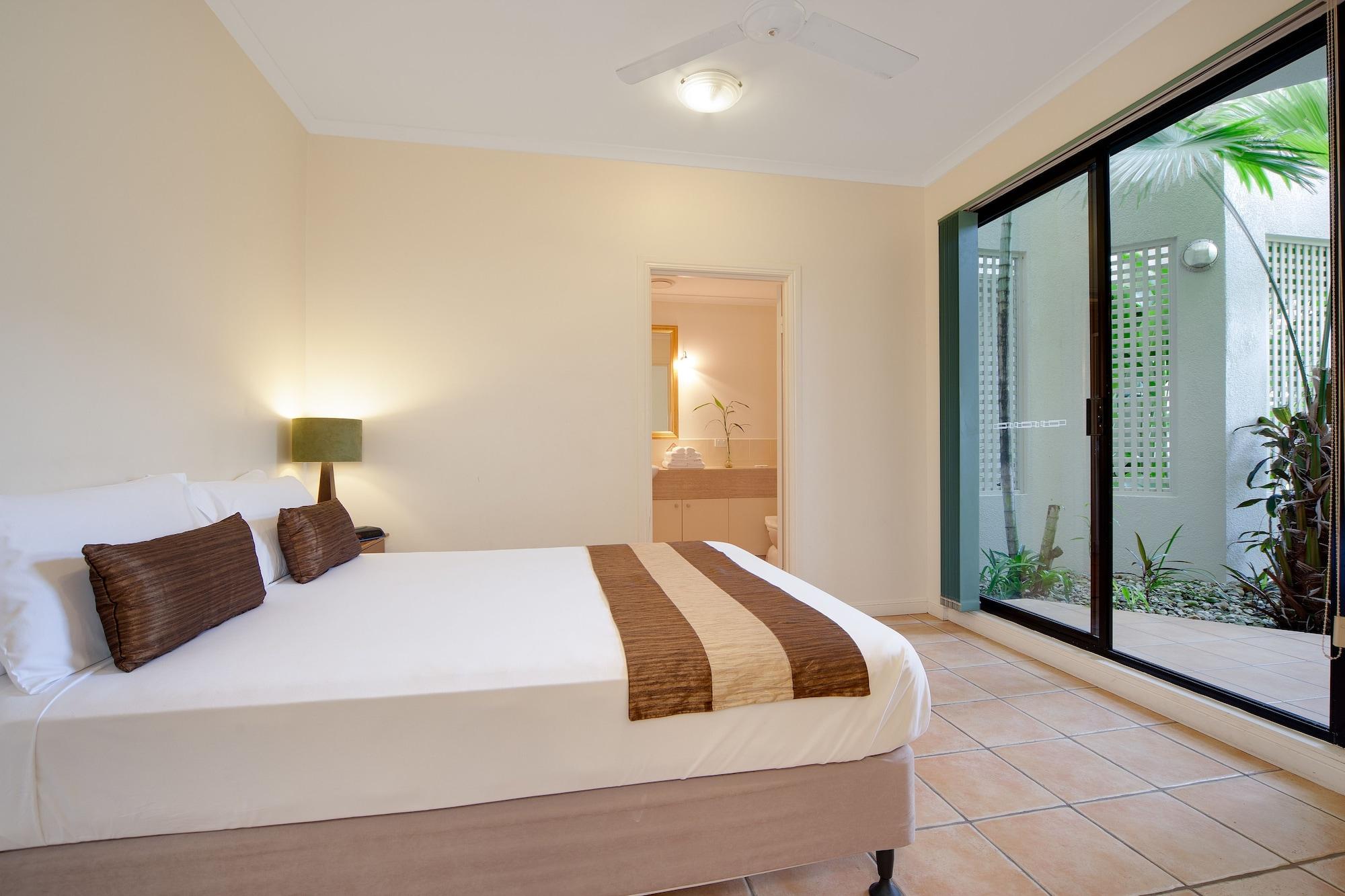 The Mediterranean Port Douglas Exterior photo